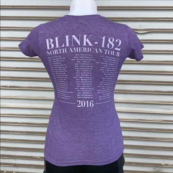 🛍️Trulex size small blink 182 concert t-shirt - Picture 5 of 7